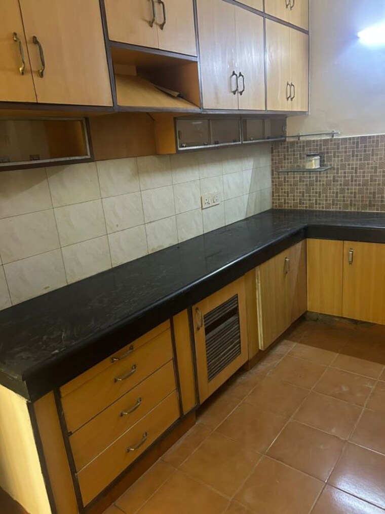 Kitchen, unitech-south-city-ii 3 Bedroom 1800 Sq.Ft. Builder Floor In Sector 50 Gurgaon 10014706