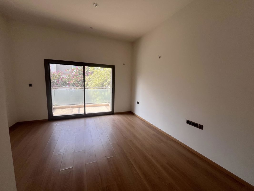 5 BHK + Pooja Room,Servant Room Villa For Sale in Sobha International City Presidential Villa