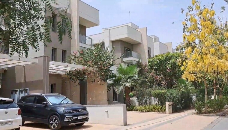 Exterior View, sobha-international-city-presidential-villa 5 Bedroom 400 Sq.Yd. Villa In Sector 109 Gurgaon 10014660