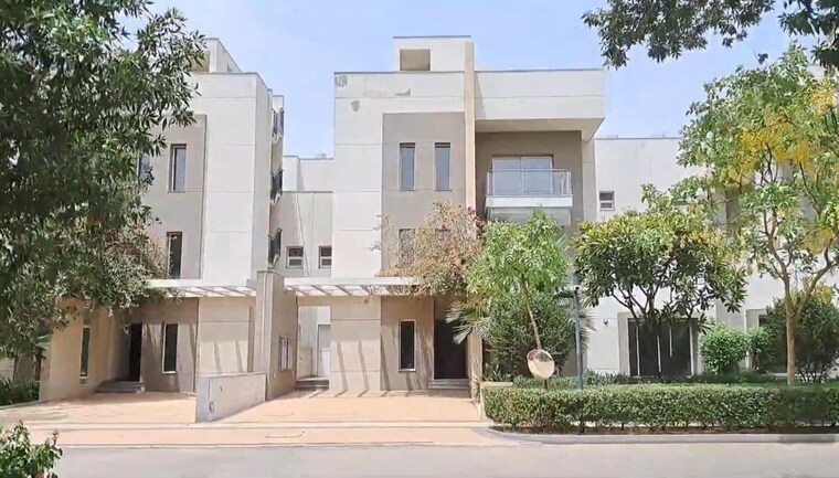 Exterior View, sobha-international-city-presidential-villa 5 Bedroom 400 Sq.Yd. Villa In Sector 109 Gurgaon 10014660