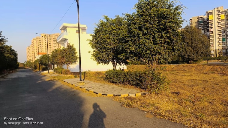 Garden, sector 19  102 Sq.Yd. Plot In Sector 19 Dharuhera 10014710
