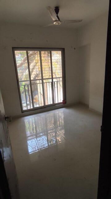 Room in 2 BHK Apartment at Alag Olive, Pant Nagar – for Rent