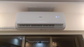 Furnished Amenities in 2 BHK Apartment at Cosmos Jewels, Ghodbunder Road – for Rent