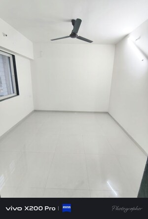 Room in 2 BHK Apartment at Wadgaon Sheri – for Rent