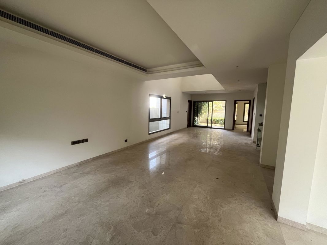 5 BHK + Servant Room Villa For Sale in Sobha International City Phase 1