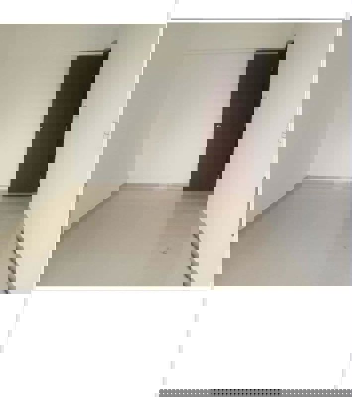 4 BHK 2500 Sq.Ft. Apartment in Vasant Valley Complex