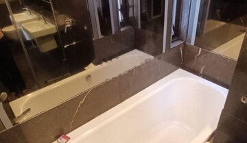 Bathroom in 2 BHK Apartment at Peninsula Salsette 27, Byculla – for Rent