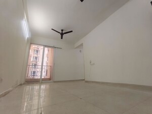 Room in 3 BHK Apartment at BPTP Terra, Sector 37d – for Sale