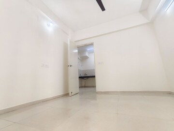 Room in 3 BHK Apartment at BPTP Terra, Sector 37d – for Sale