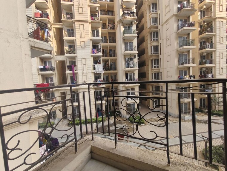Balcony, bptp-terra 3 Bedroom 1400 Sq.Ft. Apartment In Sector 37d Gurgaon 10013524