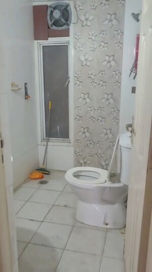 Bathroom in 3 BHK Apartment at Supertech Cape Town, Sector 74 – for Rent