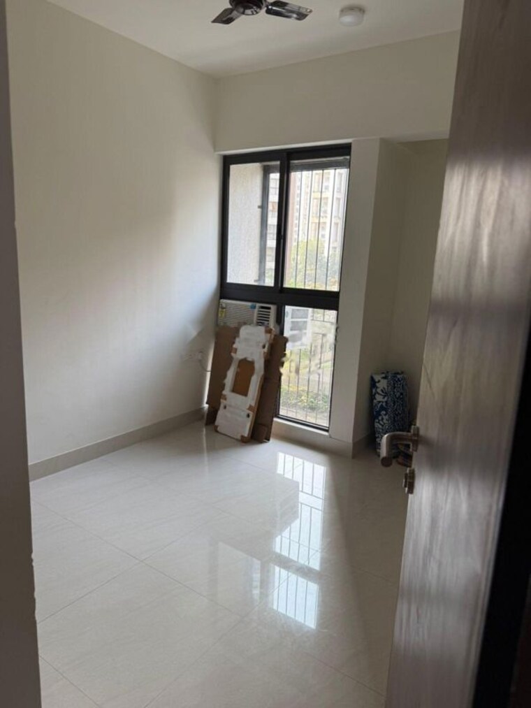 Room, lodha-crown-quality-homes 2 Bedroom 474 Sq.Ft. Apartment In Majiwada Thane 10014832
