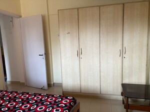 Bedroom in 2 BHK Apartment at Royal Classic Co Op Society, Andheri West – for Rent