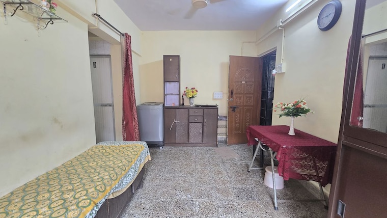 Bedroom, kirit-chs 1 RK 375 Sq.Ft. Apartment In Malad West Mumbai 10014842