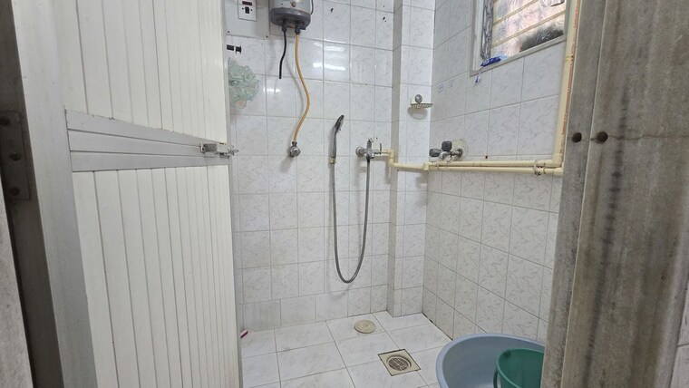 Bathroom, kirit-chs 1 RK 375 Sq.Ft. Apartment In Malad West Mumbai 10014842