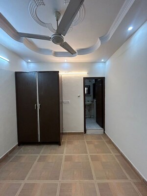 Master Bedroom in 3 BHK Builder Floor at Govindpuri – for Sale