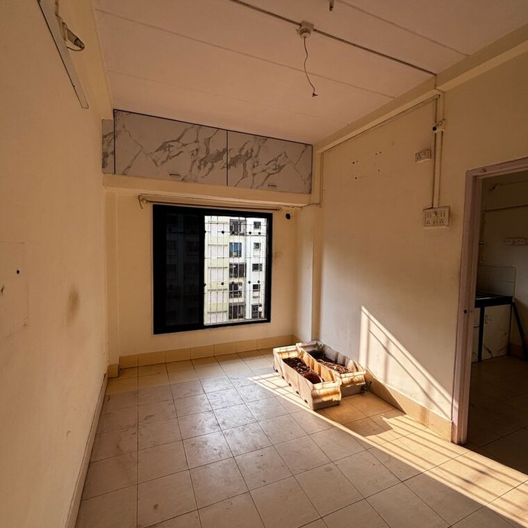Room, goregaon east 1 Bedroom 385 Sq.Ft. Apartment In Goregaon East Mumbai 10014868