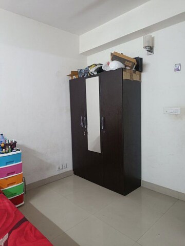 Bedroom in 2 BHK Apartment at Logix Blossom Greens, Sector 143 – for Rent