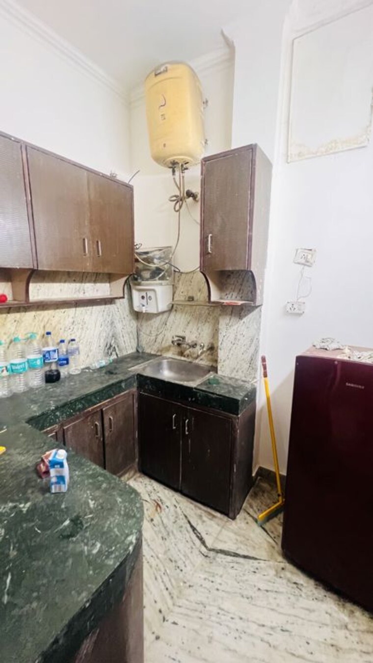 Kitchen, saket 1 RK 300 Sq.Ft. Apartment In Saket Delhi 10014902