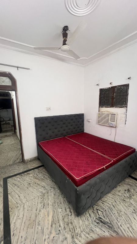 1 RkApartment For Rent in Saket