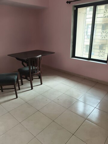 Room in 2 BHK Apartment at Asiatic Enclave, Vartak Nagar – for Rent