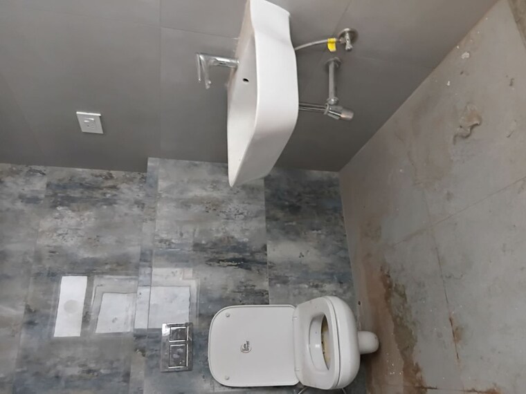 Bathroom, lansum-el-dorado 3 Bedroom 1860 Sq.Ft. Apartment In Narsingi Hyderabad 10014890