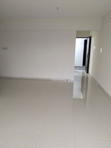 Room in 3 BHK Apartment at Kumar Purva, Hadapsar – for Sale