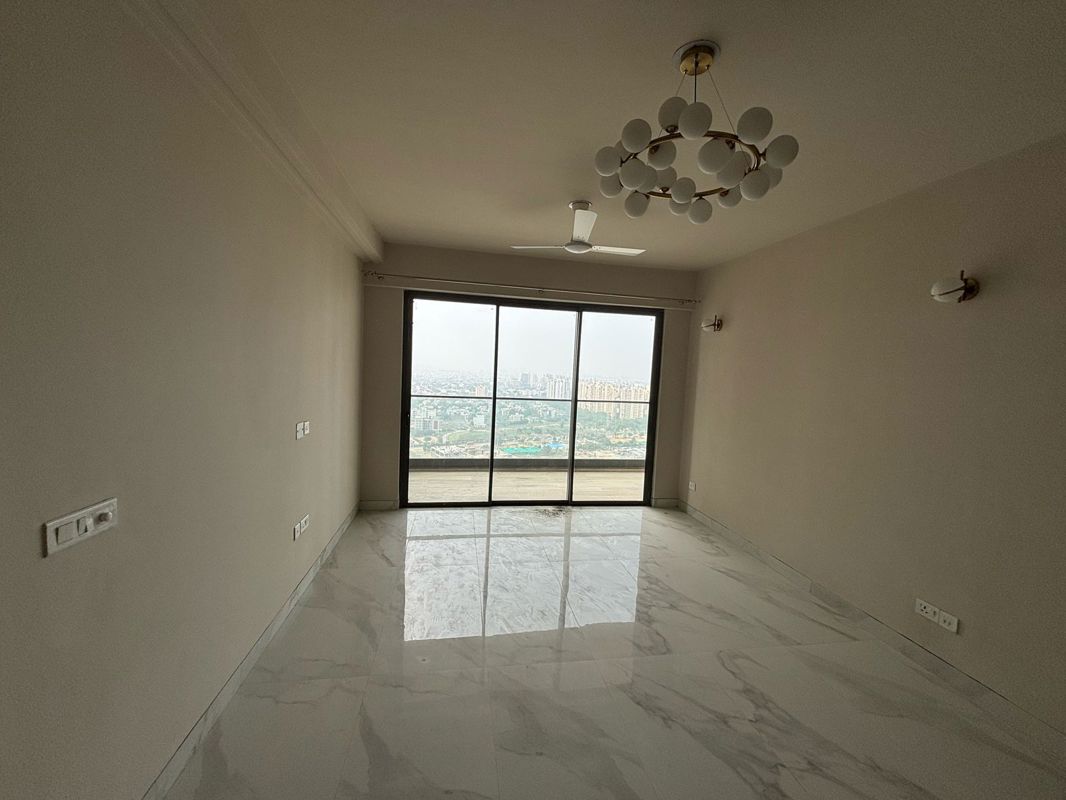 3 BHK + Servant Room Apartment For Sale in M3M Sky City