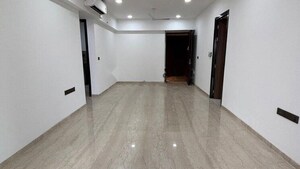Study Room in 2 BHK Apartment at Piramal Aranya Ahan, Byculla – for Rent