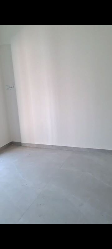 Room in 1 BHK Apartment at Hirani Om Sukhkarta Heights, Vikhroli East – for Rent