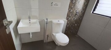 Bathroom in 4 BHK Apartment at Kumar Purab, Hadapsar – for Sale