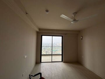 Room in 2 BHK Apartment at M3M Sky City, Sector 65 – for Rent