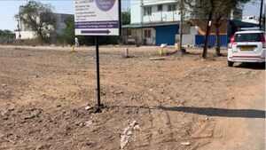 Plot – Exterior View View at Nehru Nagar West - for Sale