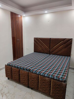 Bedroom in 2 BHK Builder Floor at Neb Sarai – for Rent