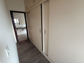 Room in 4 BHK Apartment at Sobha Habitech, Whitefield – for Rent