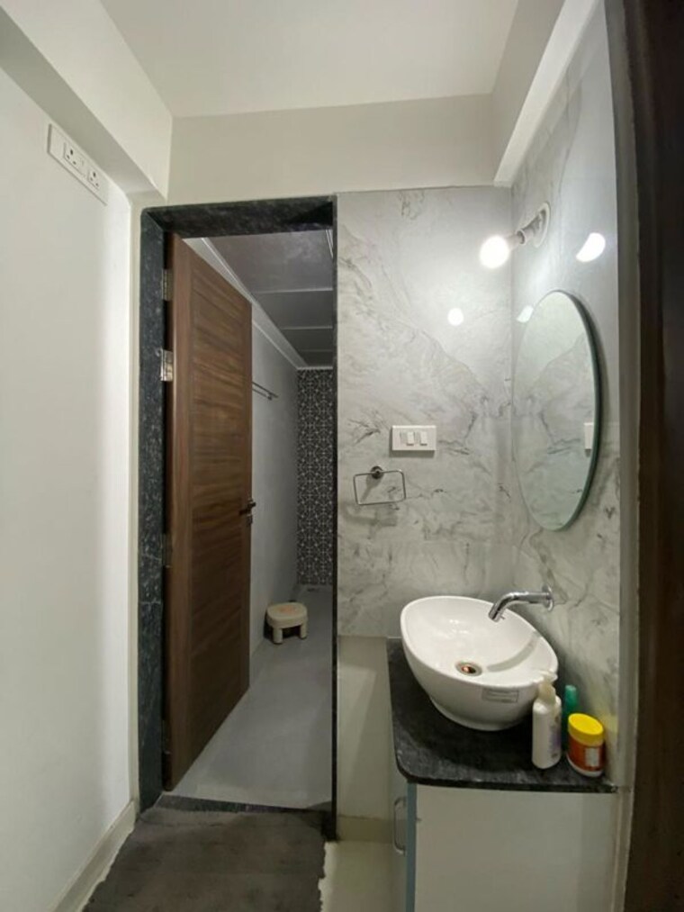 Bathroom, shubh-gateway 2 Bedroom 910 Sq.Ft. Apartment In Viman Nagar Pune 10015005