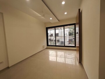 Room in 3 BHK Apartment at Tulsi Pride, Chembur – for Rent