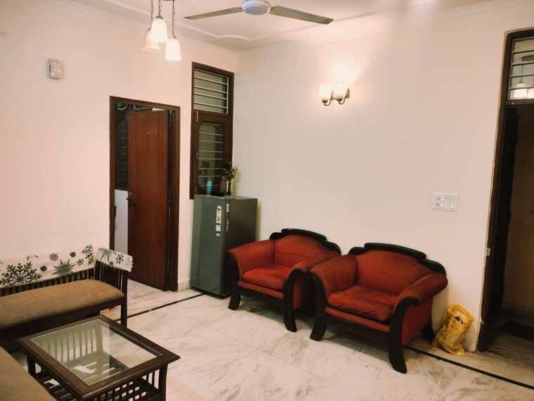 Living Room, neb sarai 2 Bedroom 850 Sq.Ft. Builder Floor In Neb Sarai Delhi 10015046