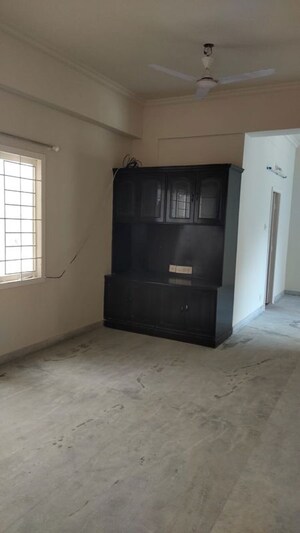 Room in 2 BHK Apartment at Begumpet – for Sale