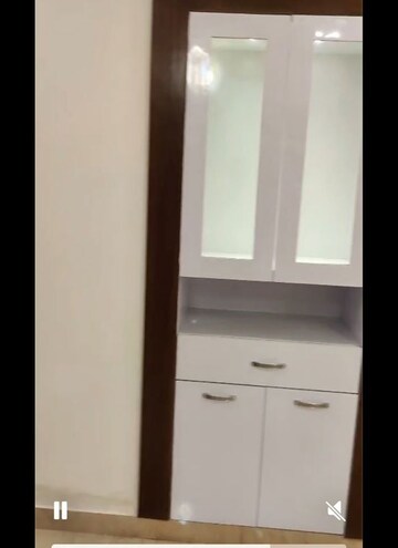 Room in 3 BHK Builder Floor at Maya Homes, Indrapuram – for Sale