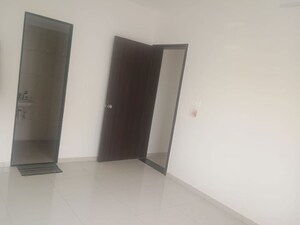 Room in 2 BHK Apartment at Utsav 51 Balewadi Residences, Balewadi – for Rent