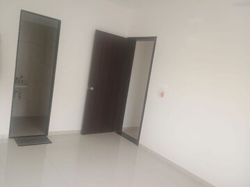 Room in 2 BHK Apartment at Utsav 51 Balewadi Residences, Balewadi – for Rent