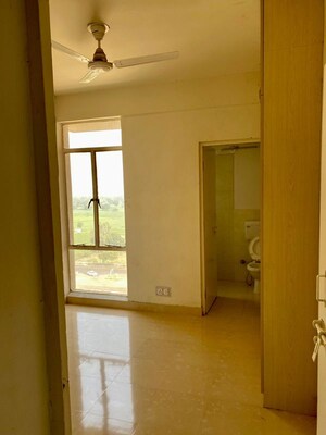 Room in 3 BHK Apartment at Imperia Esfera, Sector 37c – for Sale