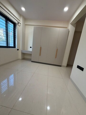 Building Lobby in 3 BHK Builder Floor at Hsr Layout – for Rent