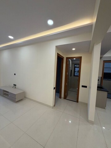 Building Lobby in 3 BHK Builder Floor at Hsr Layout – for Rent