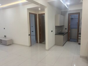 Room in 3 BHK Builder Floor at Hsr Layout – for Rent