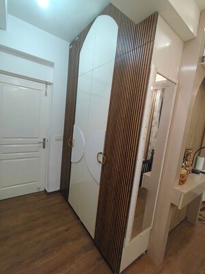 Building Lobby in 3 BHK Apartment at Unitech Uniworld Gardens 2, Sector 47 – for Sale