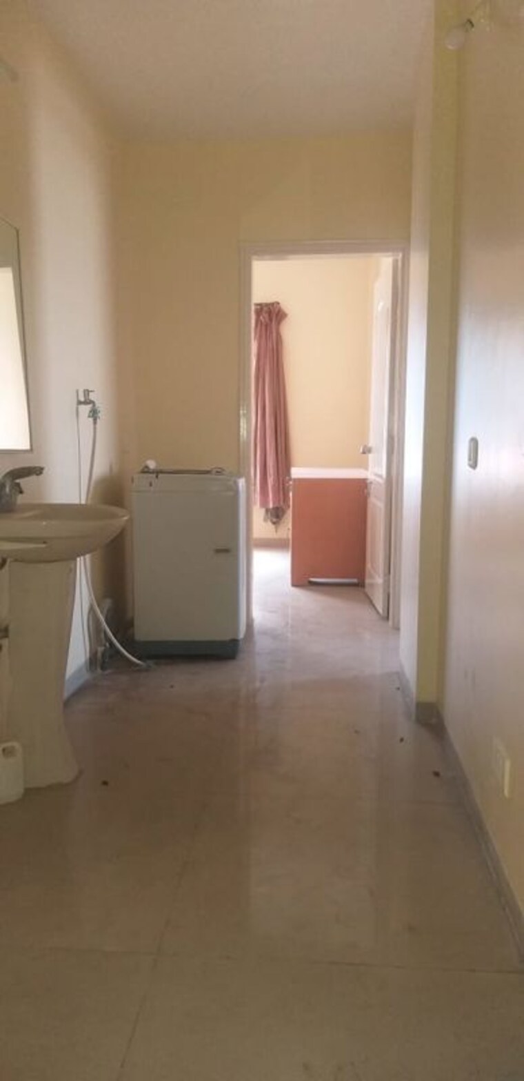 Bathroom, pimple saudagar 3 Bedroom 1200 Sq.Ft. Apartment In Pimple Saudagar Pune 10015128