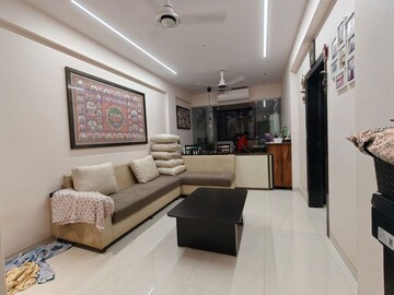 Hall in 1 BHK Apartment at Balmurali CHS, Chembur – for Rent