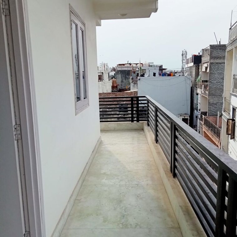 Balcony, adchini 3 Bedroom 900 Sq.Ft. Apartment In Adchini Delhi 10015136